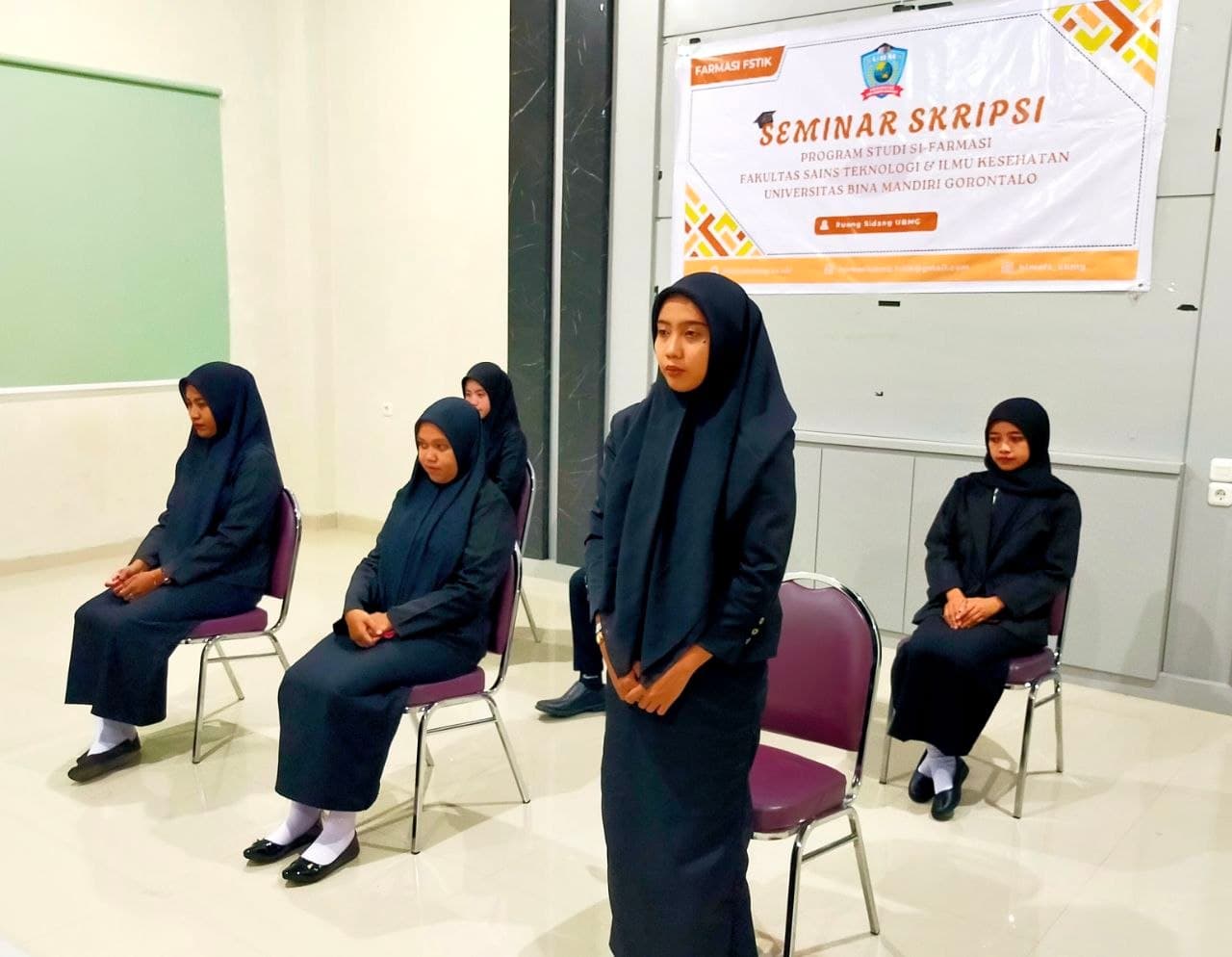 Sidang Akhir Skripsi S1 Farmasi UBMG Jadi Momentum Penguatan Integritas dan Kualitas Riset Akademik