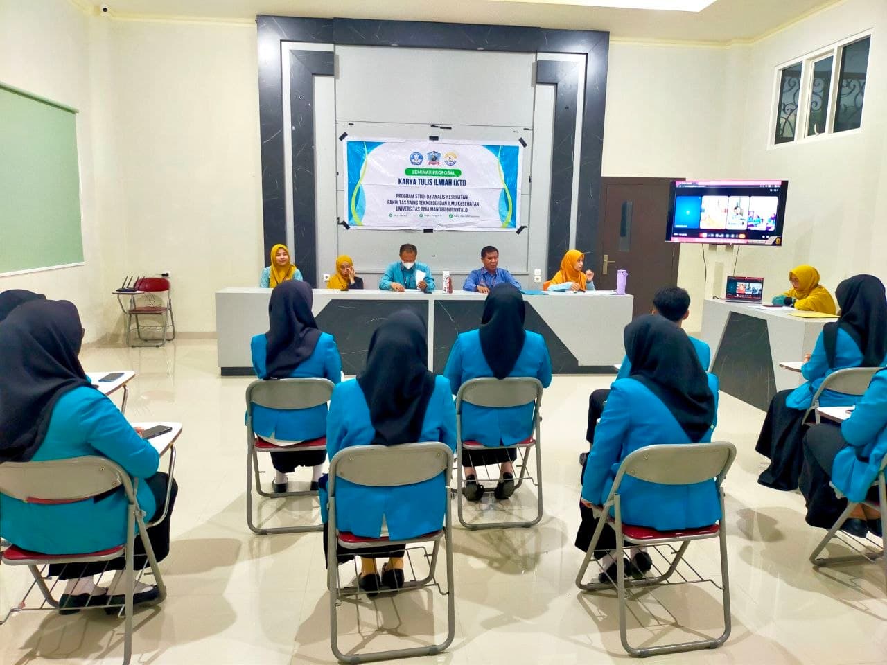 9 Mahasiswa FSTIK UBMG Ikuti Seminar Proposal Penelitian, Perkuat Budaya Akademik Unggul dan Riset Berkualitas 